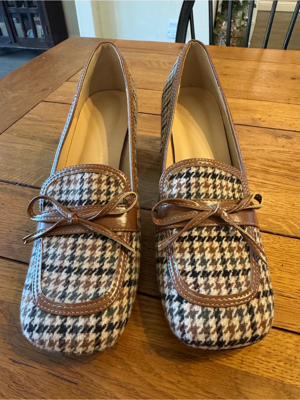Women’s Brown Houndstooth Loafer with Block Heel - size EU 42 (10)